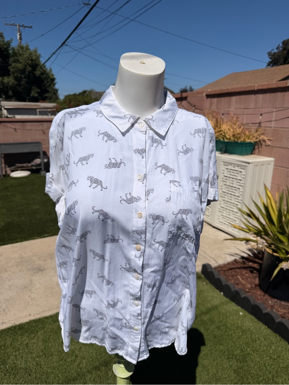 White Short-Sleeve Button-Up Shirt with Leopard Print